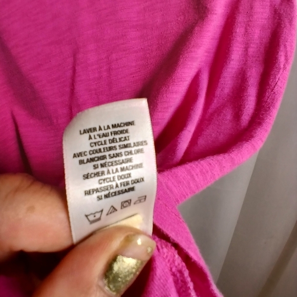 #465 Pink V-Neck Aeropostale Shirt - Picture 7 of 15